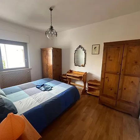 Amarena アパート ロッカラーゾ